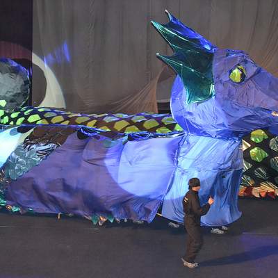 Dragones en escena 6