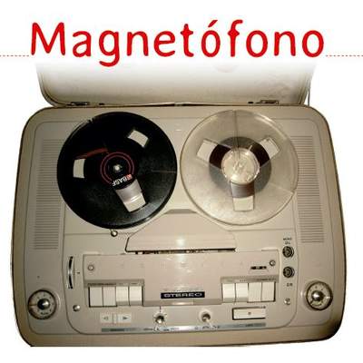 Afiche de vocabulario: magnetófono