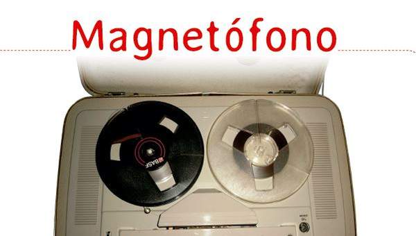 Afiche de vocabulario: magnetófono