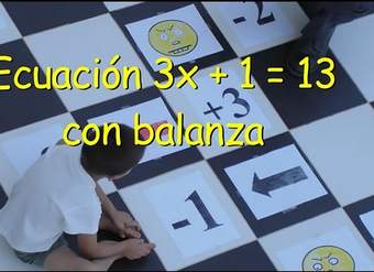 Ecuación 3x - 1 = 13 con balanza