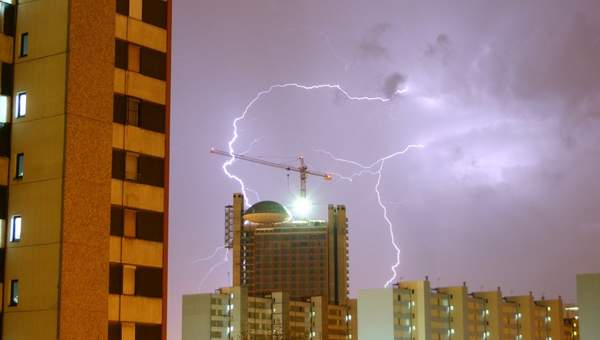 Tormenta eléctrica