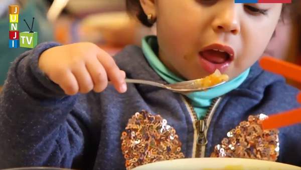 Uso de pocillos en el momento del almuerzo