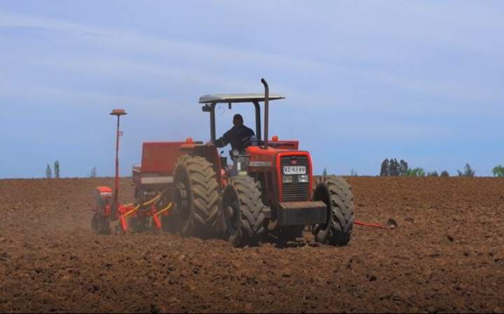 Video: Principales partes que conforman un Tractor