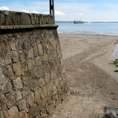 El Fuerte La Planchada, también llamado Fuerte de Garro o Fuerte de Penco